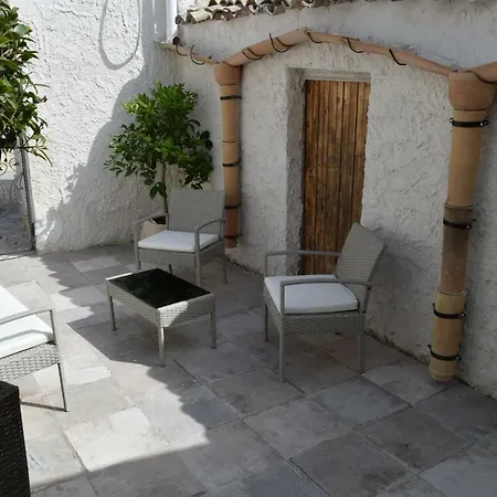 Antico Borgo Dei Templi Oda ve Kahvaltı