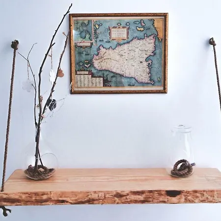 Oda ve Kahvaltı Antico Borgo Dei Templi