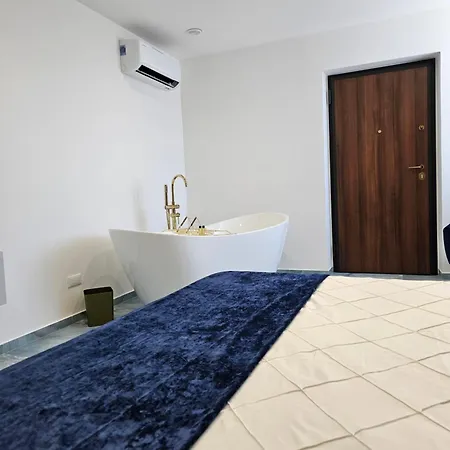 Antico Borgo Dei Templi Bed & Breakfast 4*