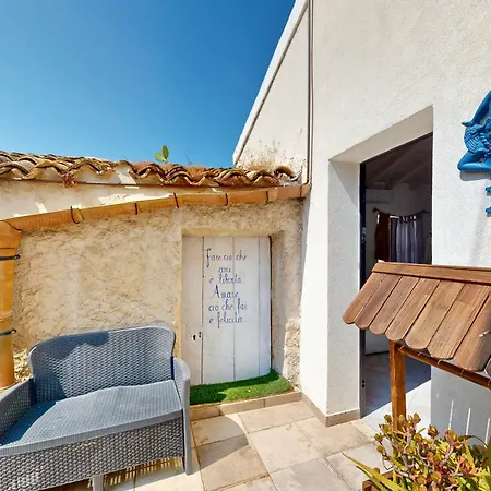 Antico Borgo Dei Templi 4*