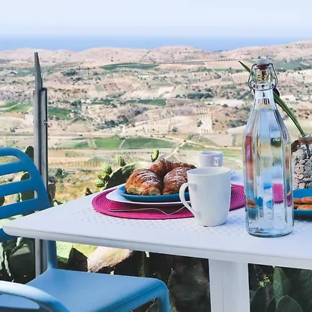 Antico Borgo Dei Templi 4*