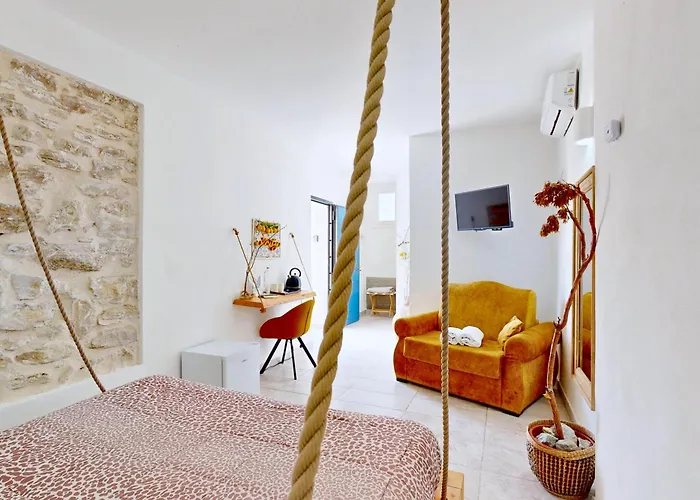 Antico Borgo Dei Templi 4*