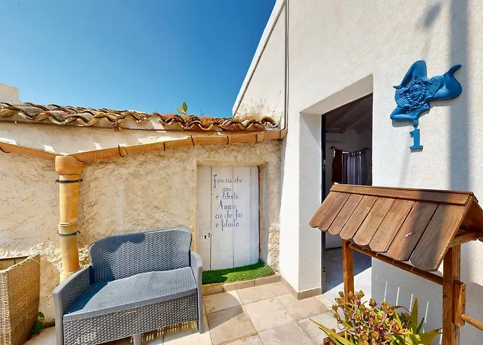 Antico Borgo Dei Templi 4*